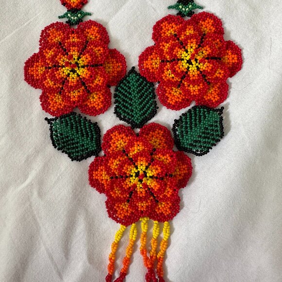 Mexican Handmade Seed bead Necklace Multi-flower Unique Gift Display - Picture 1 of 3
